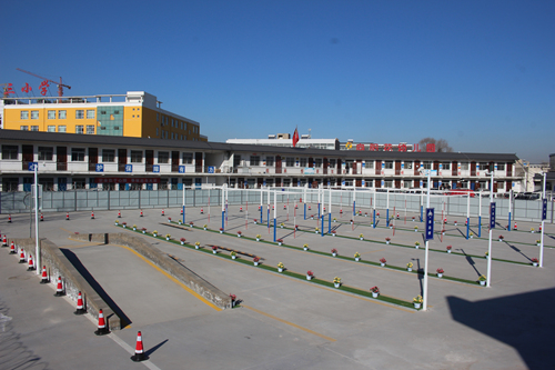 驾驶员培训中心训练场地_副本.jpg